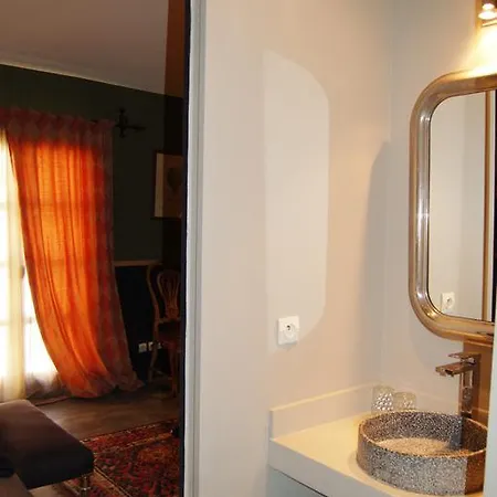 Alojamento de Acomodação e Pequeno-almoço Casa Montes *